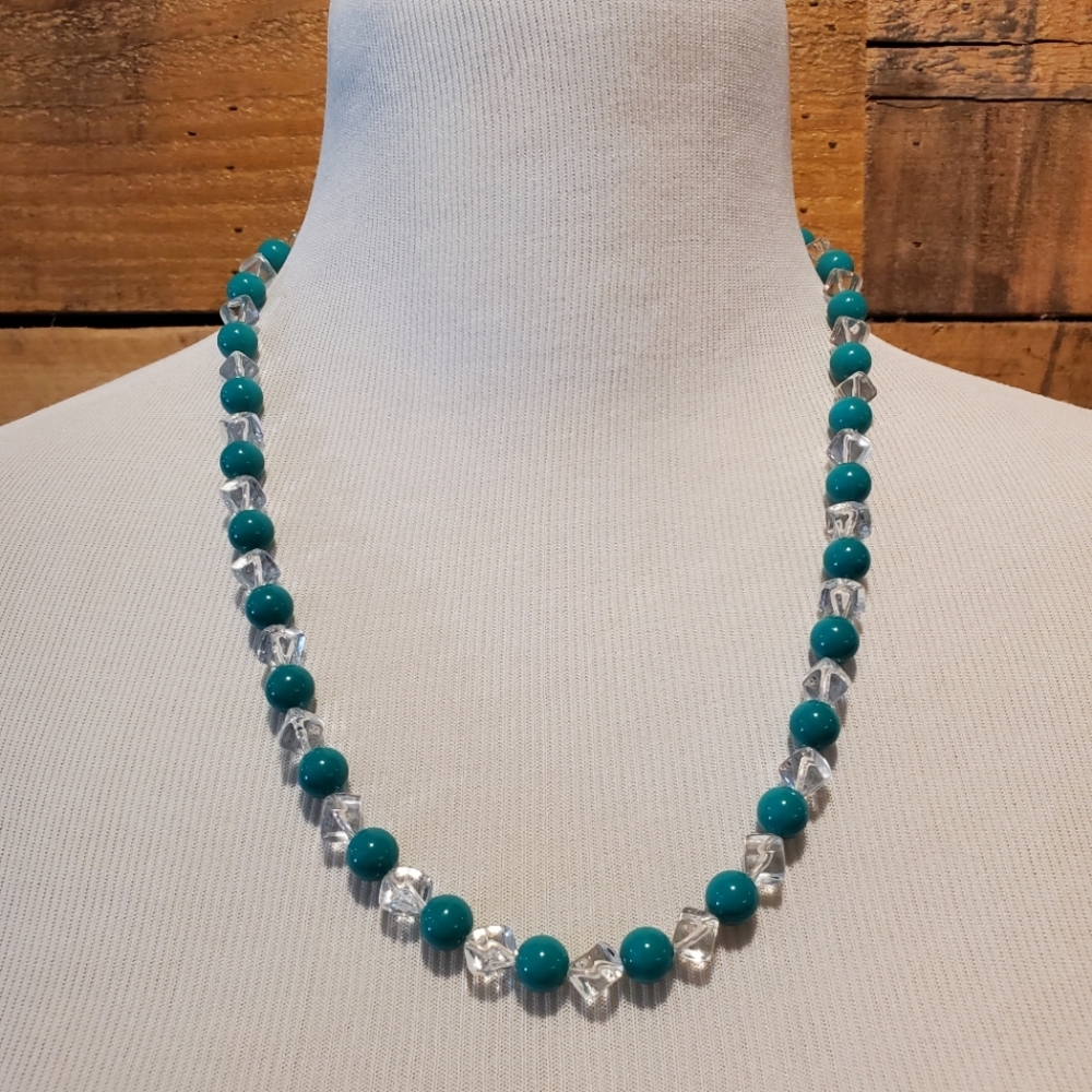 Vintage 1970s AAi genuine lucite beaded necklace in clear & turquoise